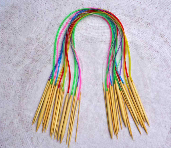 Bamboo knitting needles